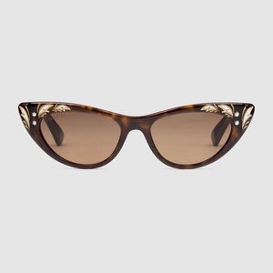 Gucci Cat eye Sunglasses